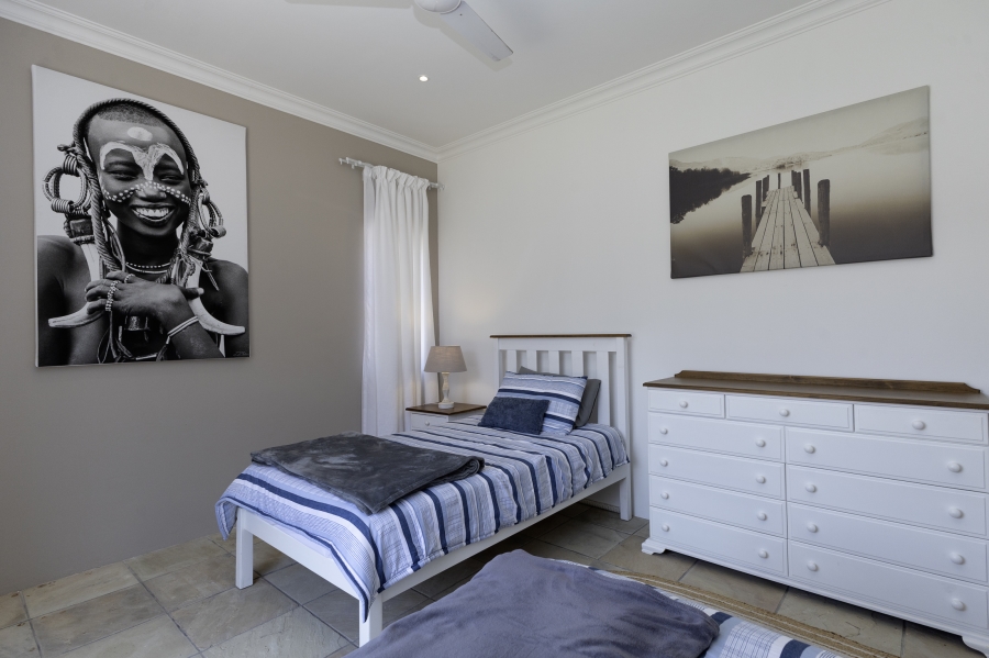 5 Bedroom Property for Sale in West Beach Eastern Cape